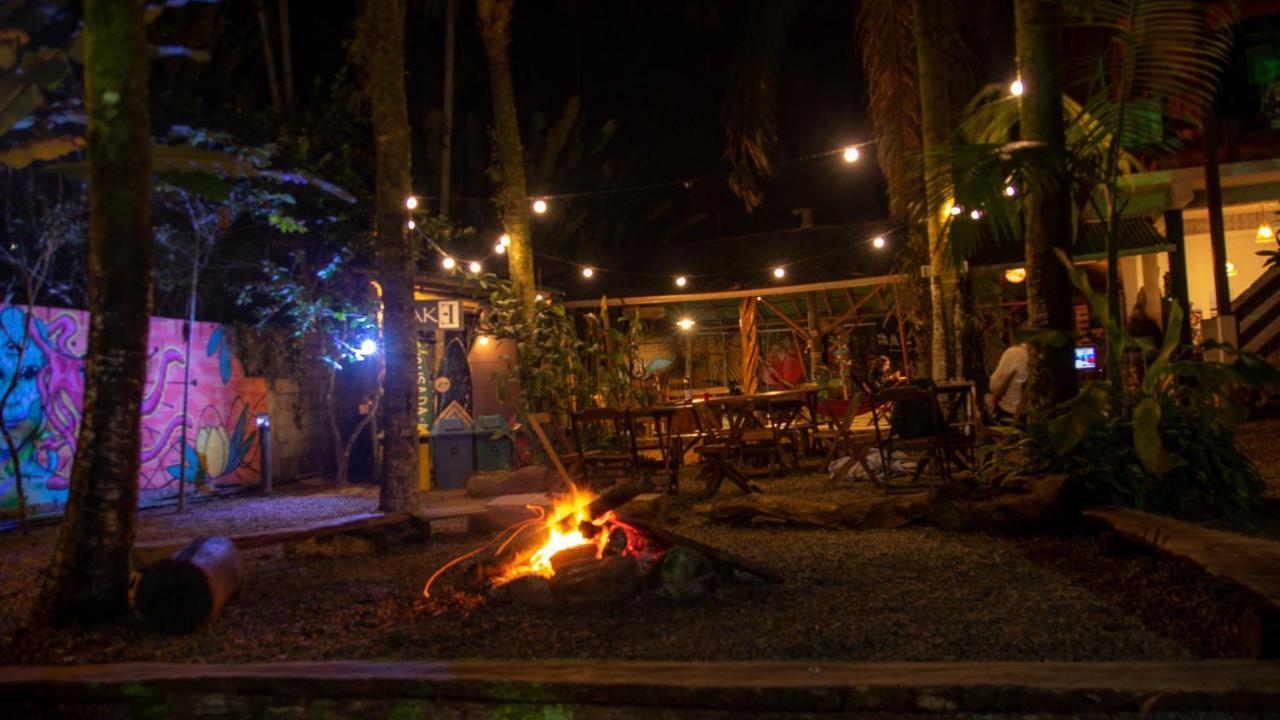 Hostel Marthi Itamambuca Ubatuba Exteriör bild