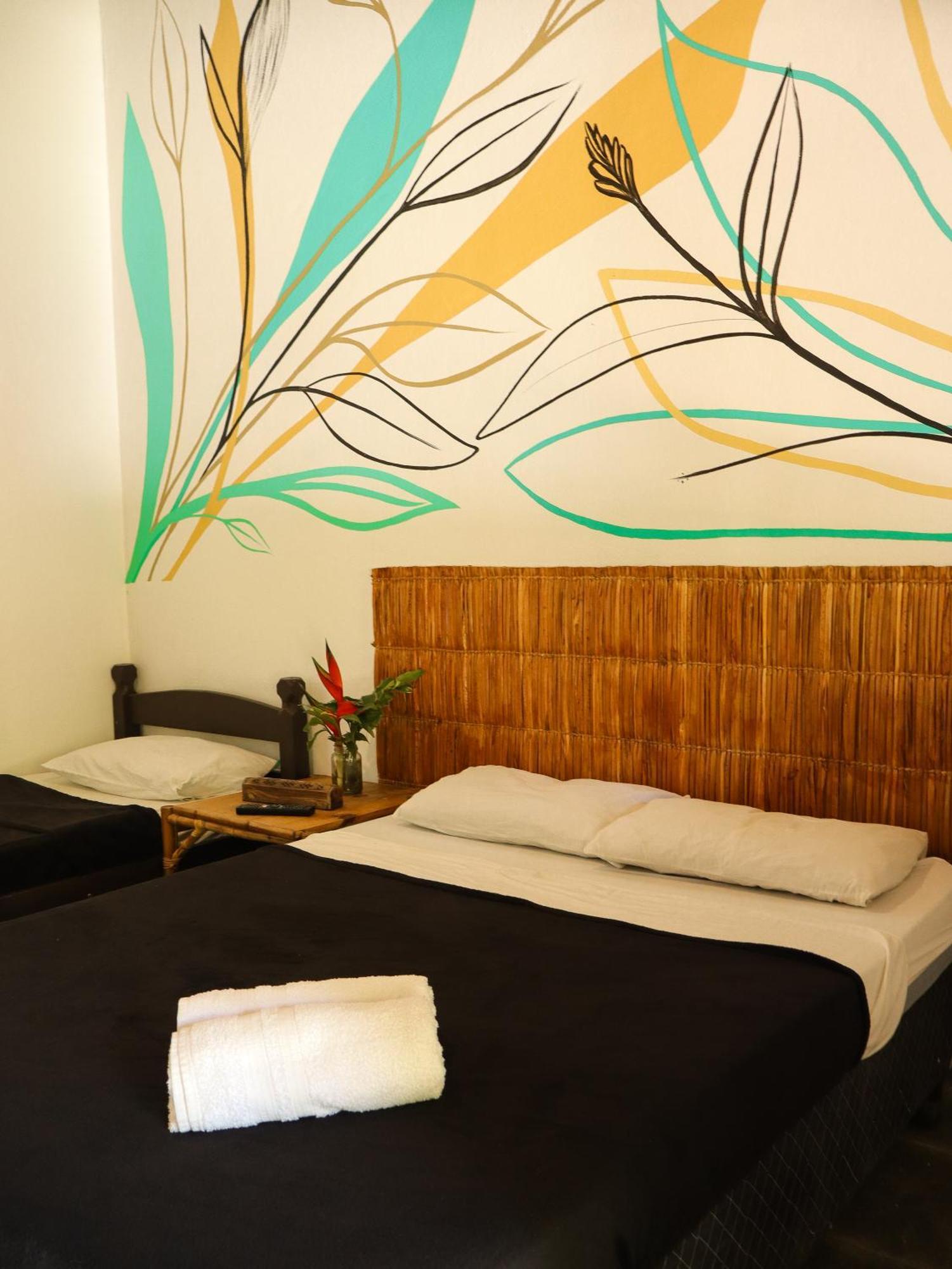Hostel Marthi Itamambuca Ubatuba Exteriör bild